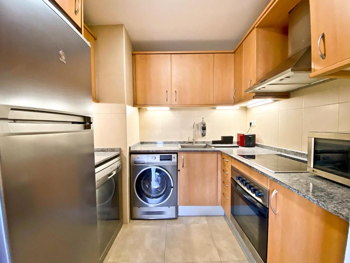 Urban Manresa-City Center Apartment With Balcony מראה חיצוני תמונה