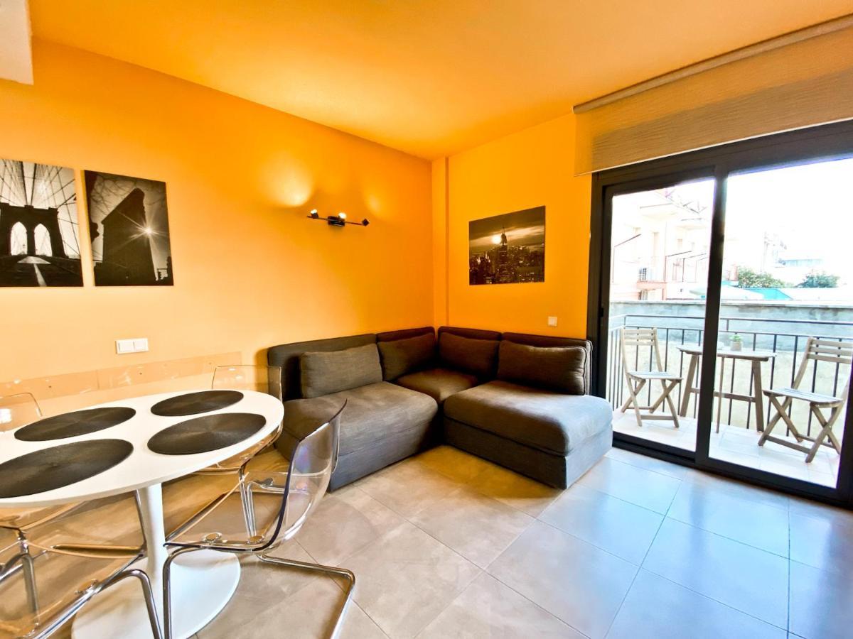 Urban Manresa-City Center Apartment With Balcony מראה חיצוני תמונה