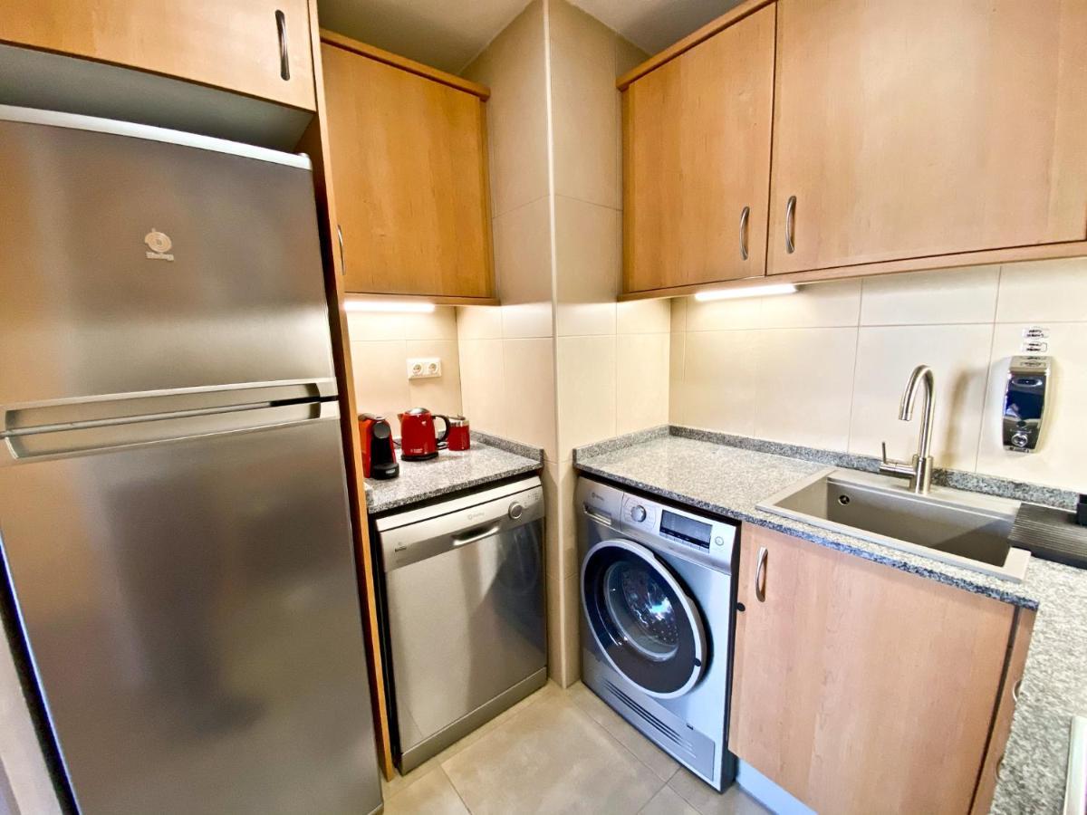 Urban Manresa-City Center Apartment With Balcony מראה חיצוני תמונה
