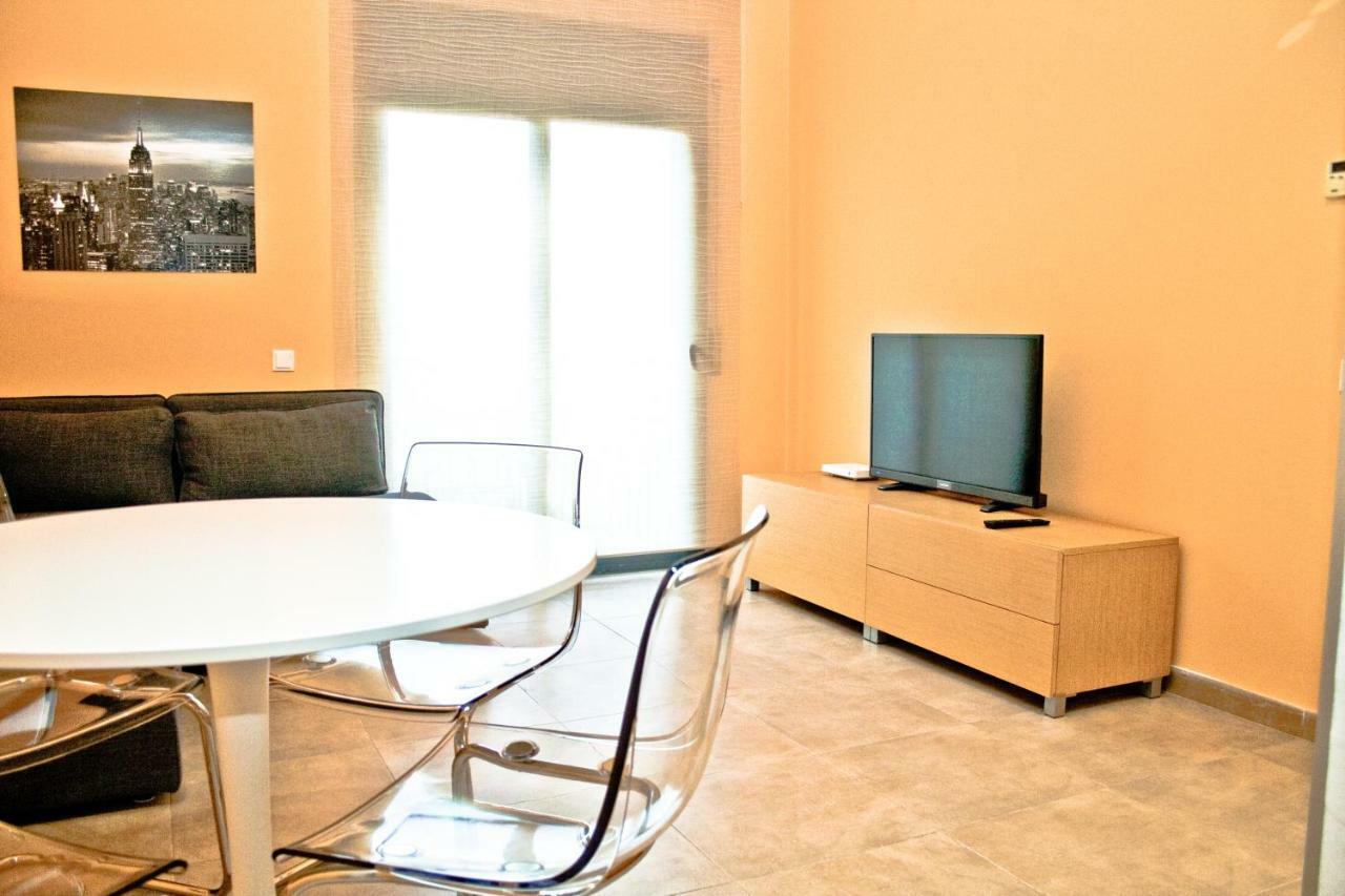 Urban Manresa-City Center Apartment With Balcony מראה חיצוני תמונה