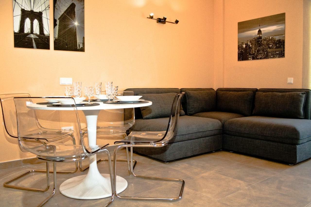 Urban Manresa-City Center Apartment With Balcony מראה חיצוני תמונה