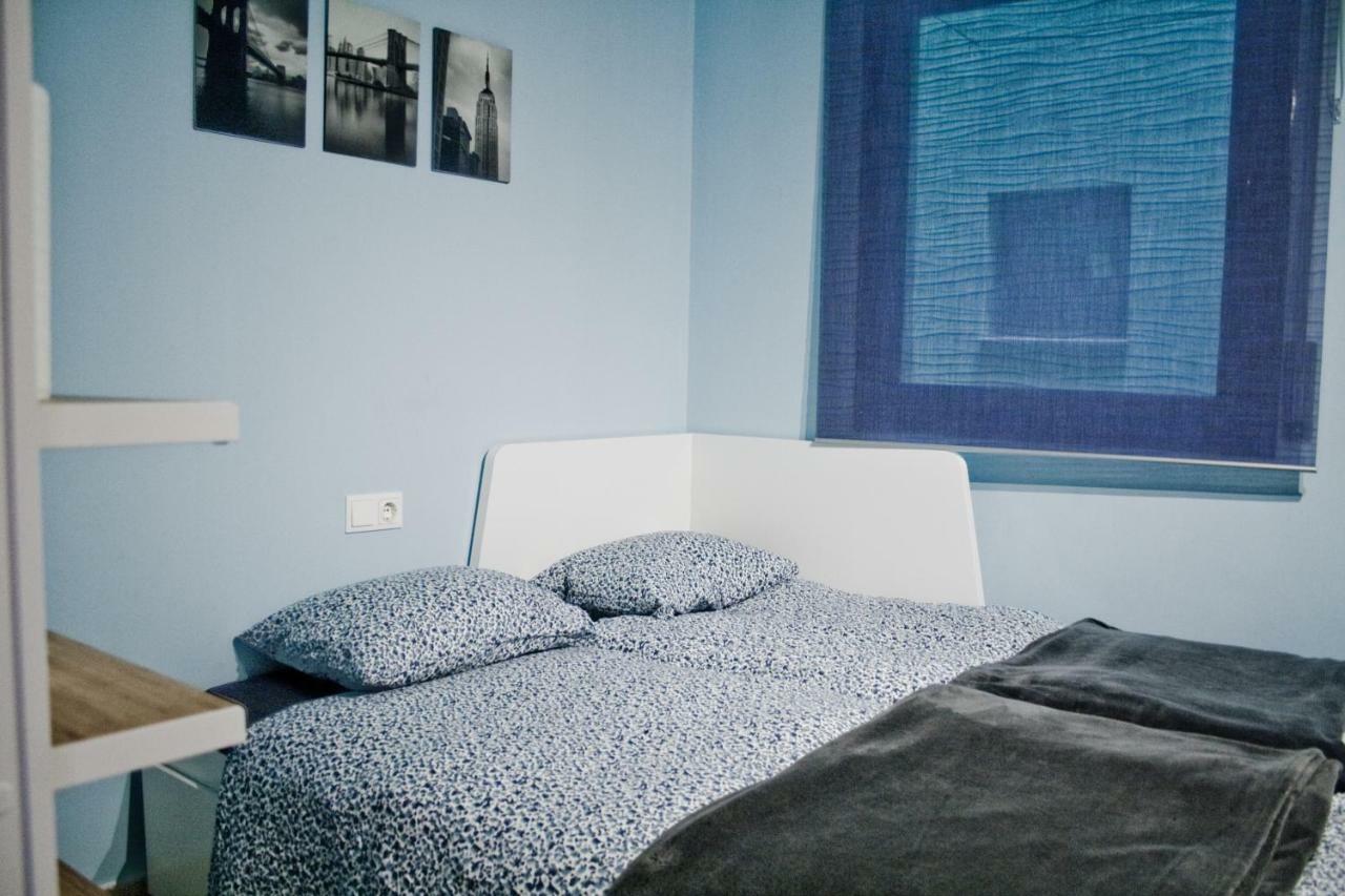 Urban Manresa-City Center Apartment With Balcony מראה חיצוני תמונה